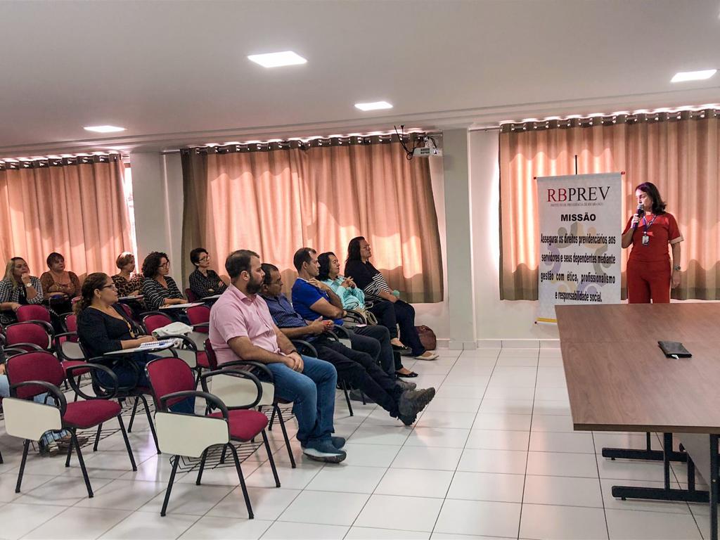 Oficina Pouso Suave realizada no CRAS do Sobral